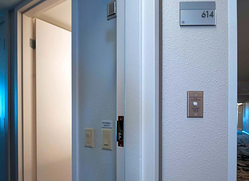 DoubleTree By Hilton Madison East