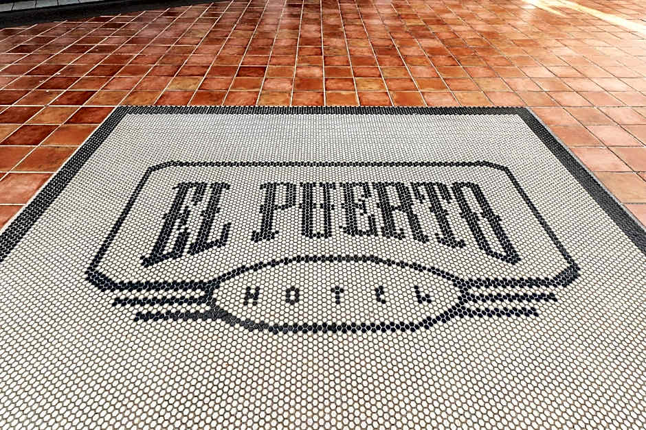 El Puerto Hotel