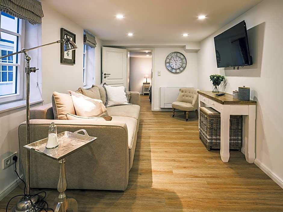 Flecker Hotel