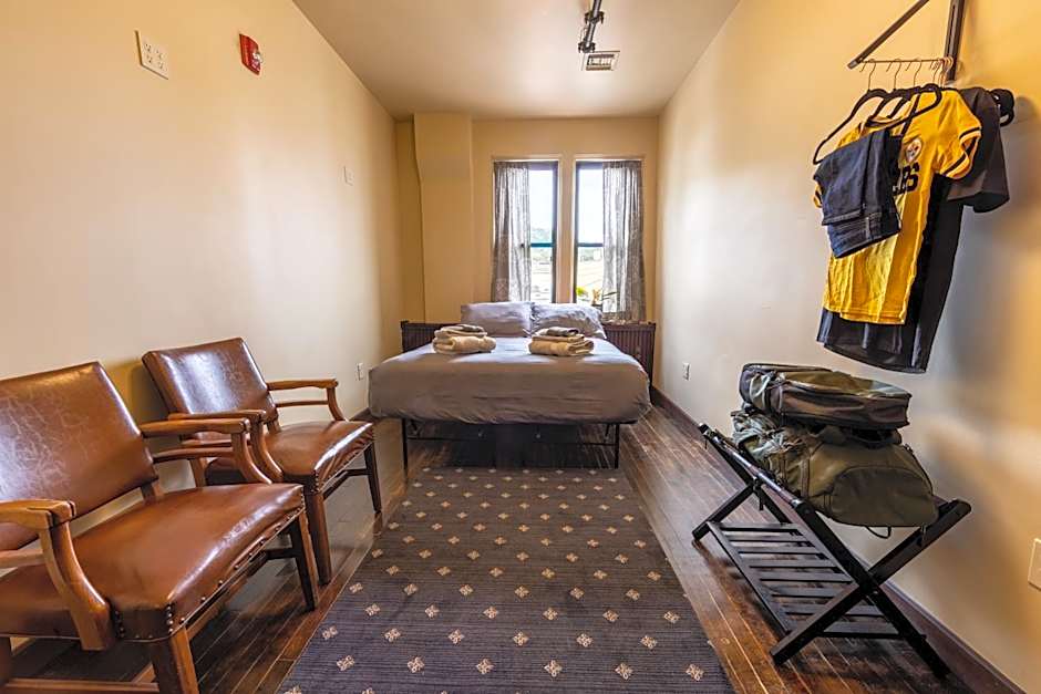 Traveler's Rest Hotel