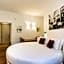 Piazza Farnese Luxury Suites