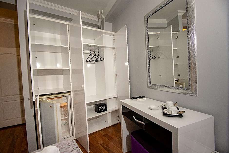 SRF HOTEL