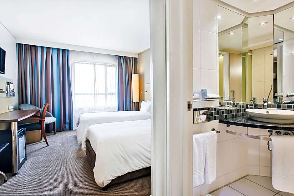 Holiday Inn Express Sandton-Woodmead By IHG