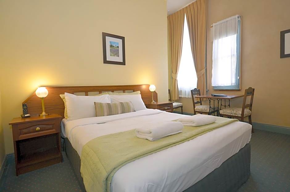 Central Springs Inn