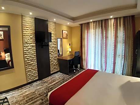 Deluxe Double Room with Bath