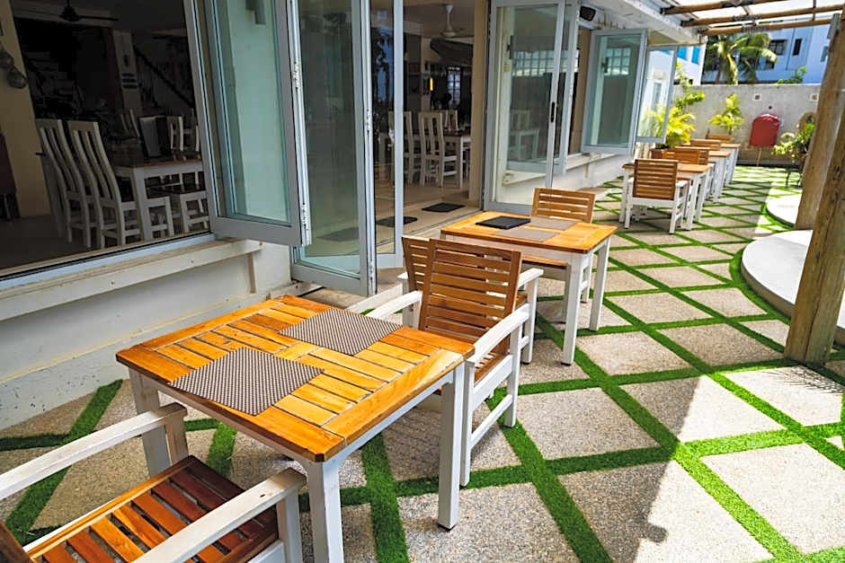 Aquarius On The Beach