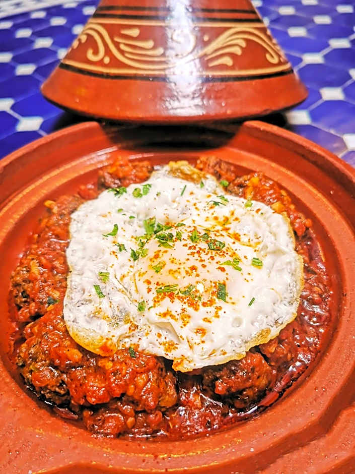 Riad El Ouedghiri