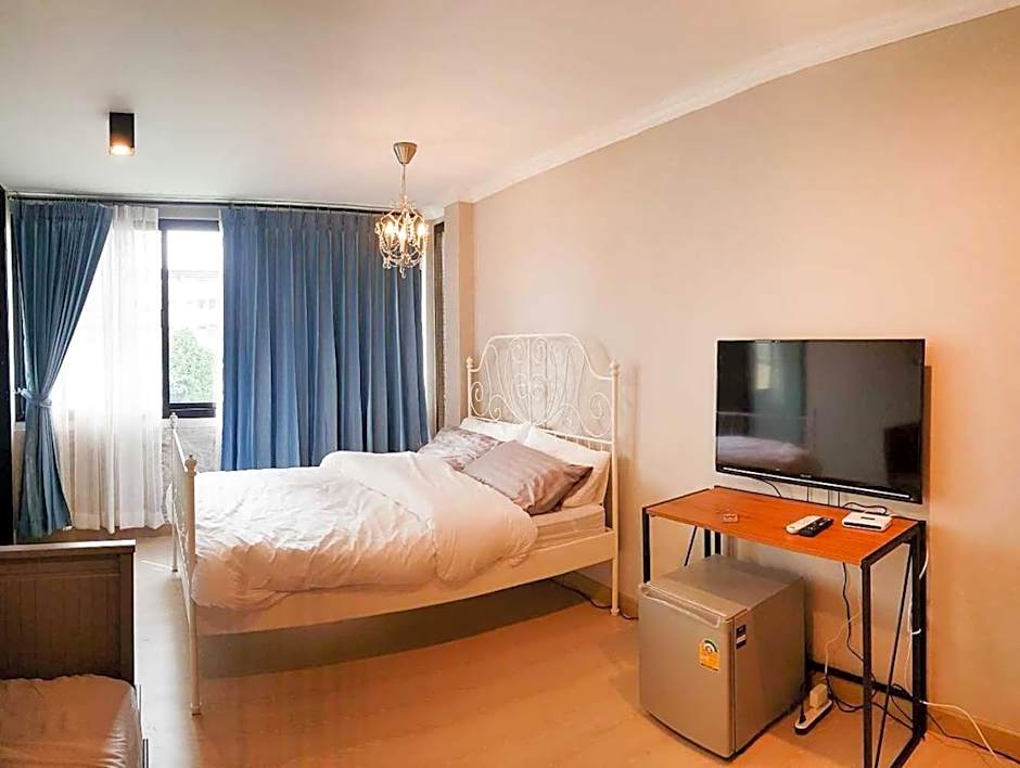 Wang Lang Hostel