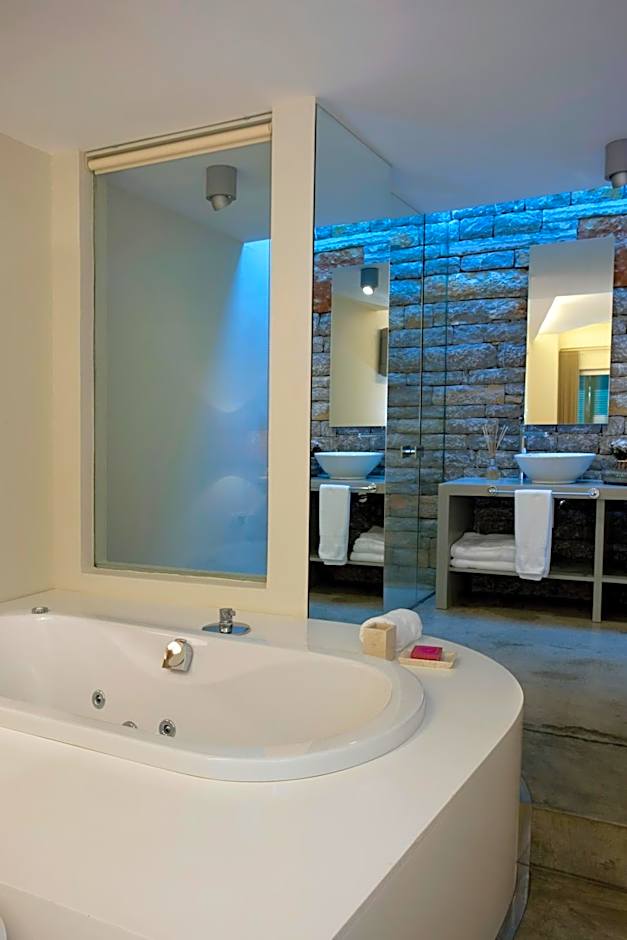 Bella Sombra Hotel