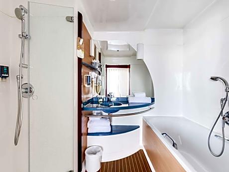 CHAMBRE TRIPLE PMR