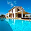 Villa Barcares Gran for 10, pool, gym and close to beach