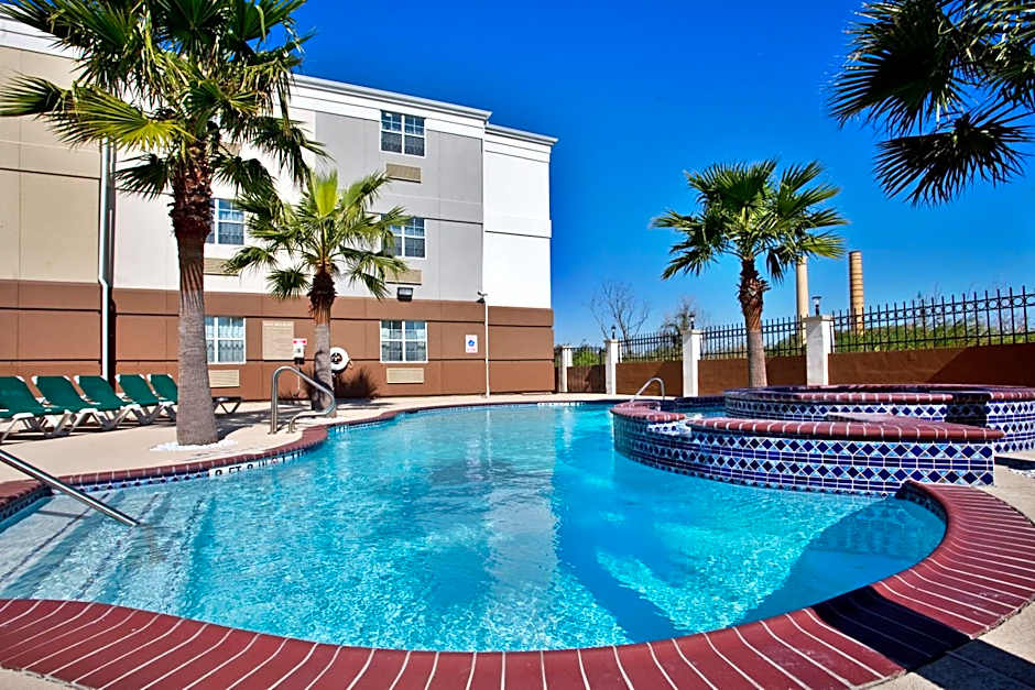Candlewood Suites Galveston By IHG