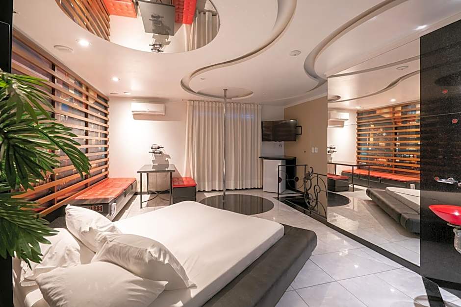 Taikô Motel by Drops