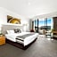 Central Cosmo Apartment Hotel