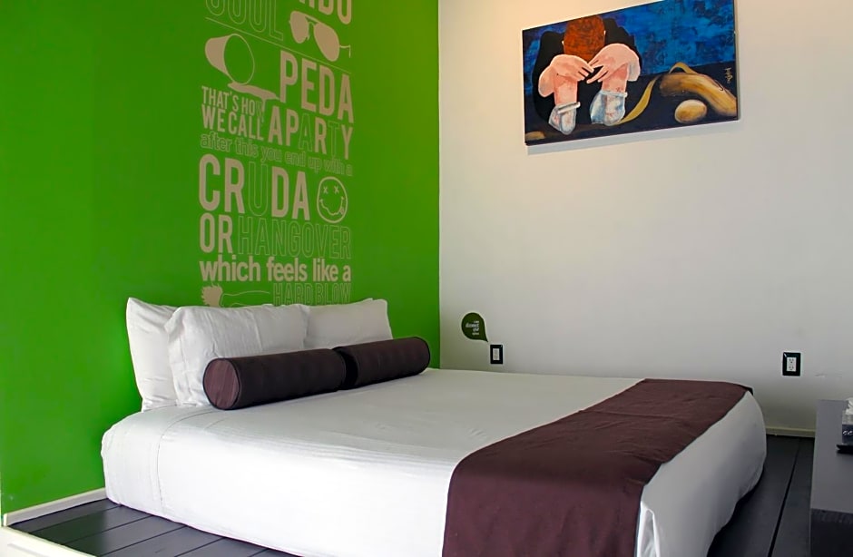 Kuku Ruku Hotel