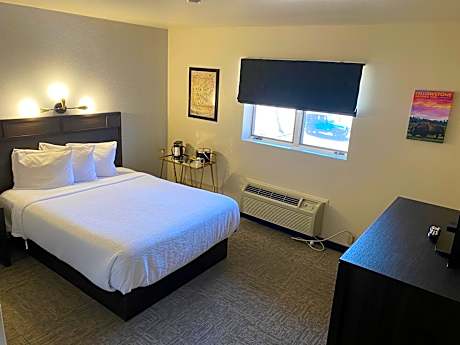 Deluxe Single Room