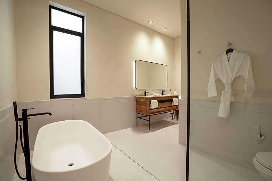 Photo 1 of 1 of 1 King Bed Suite