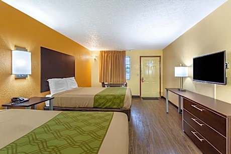 Queen Room with Two Queen Beds - Non-Smoking