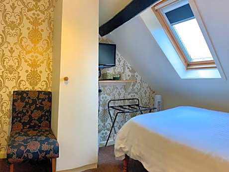 Single Room with Bathroom