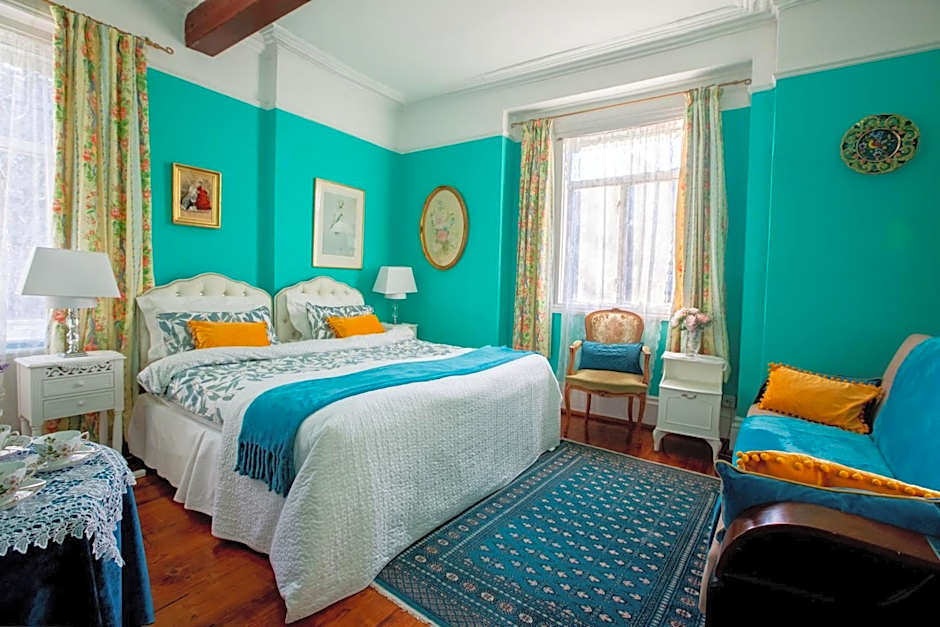 Dawson Place, Juliette's Bed and Breakfast