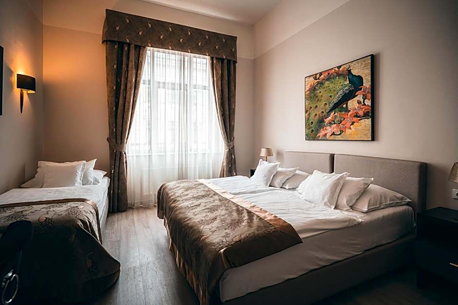 Hotel Julian