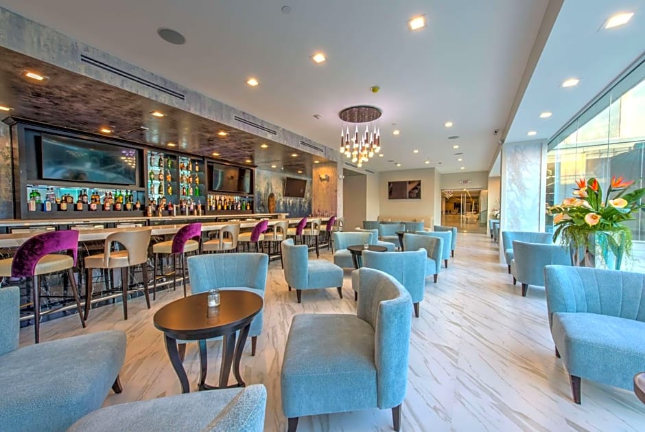 DoubleTree by Hilton Houston Brookhollow