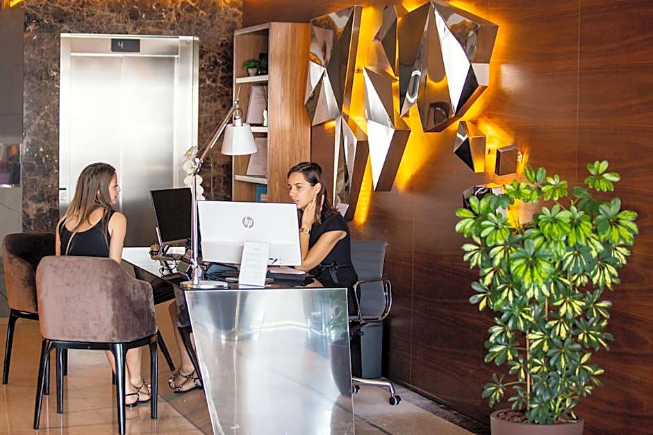 Hotel California by Aycon