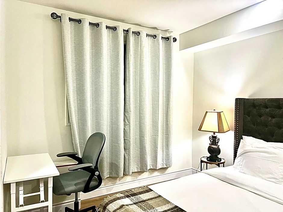 LaVida Exclusive Guest House, Free Parking (Rm#2)