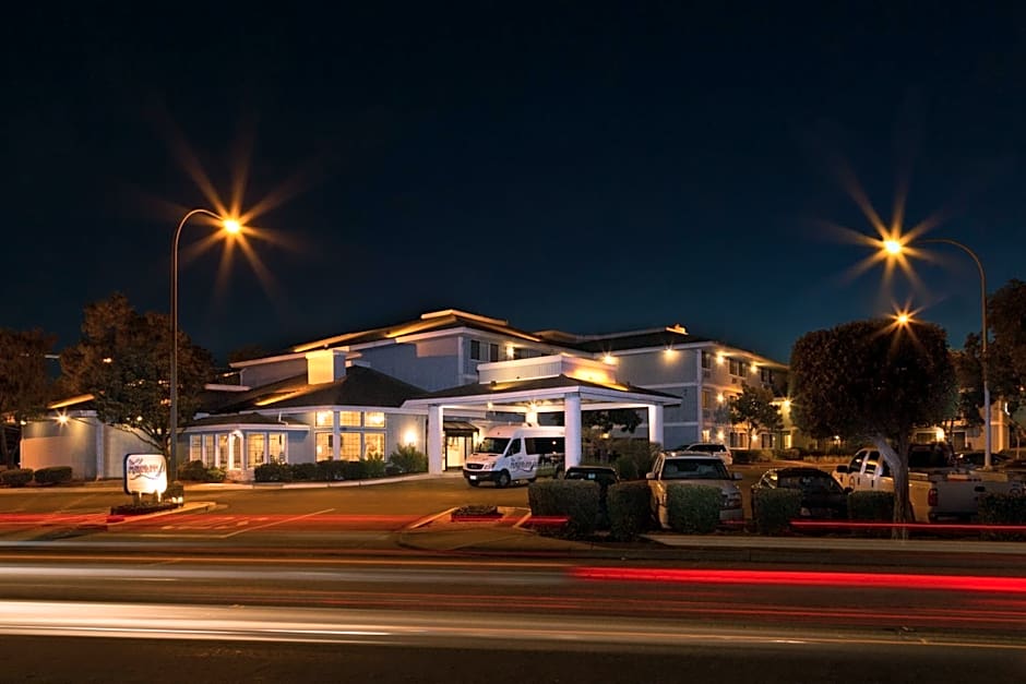 The Marina Inn on San Francisco Bay