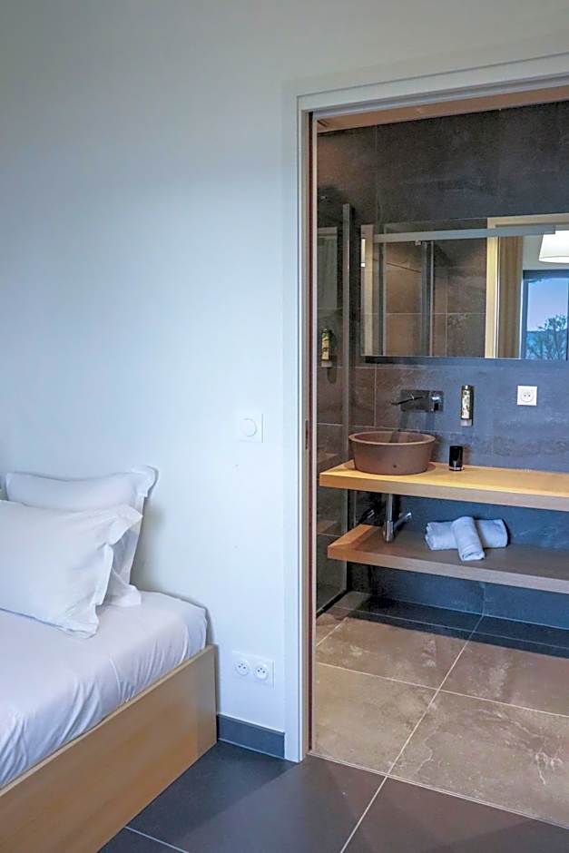 Hôtel & Lodges Moby Dick