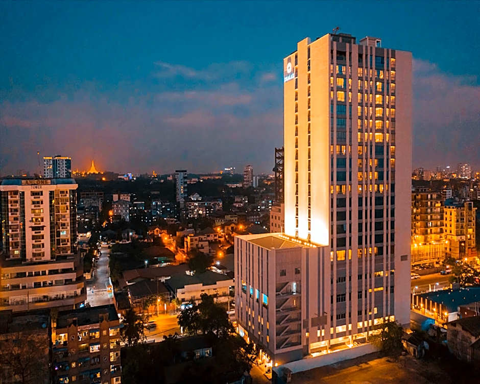 Zealax Hotel & Residence