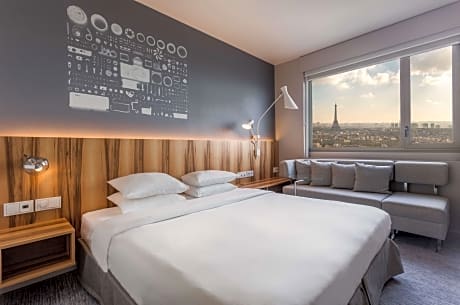 Eiffel Tower Suite