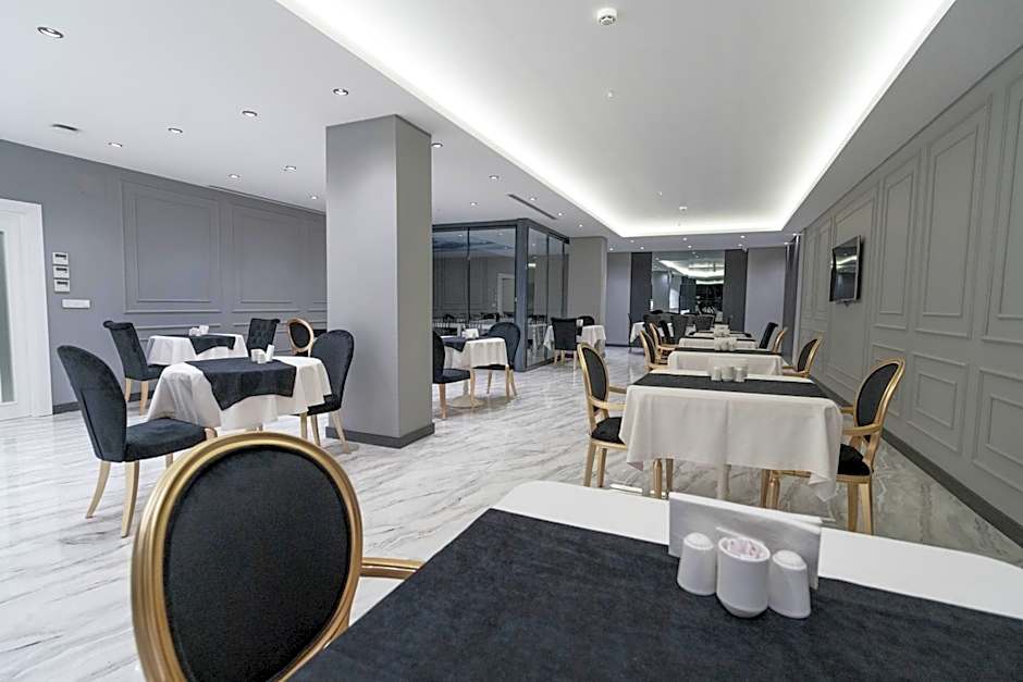 Golden Pars Hotel