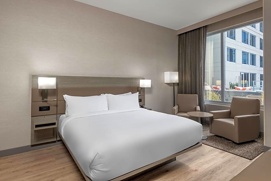 AC Hotel by Marriott Atlanta Midtown
