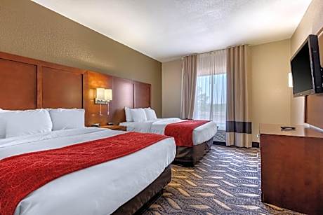 Queen Suite with Two Queen Beds - Non-Smoking