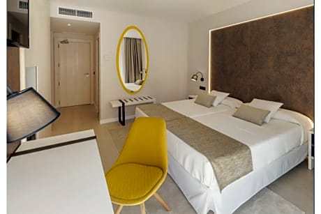 STANDARD DOUBLE (2 ADULTS)