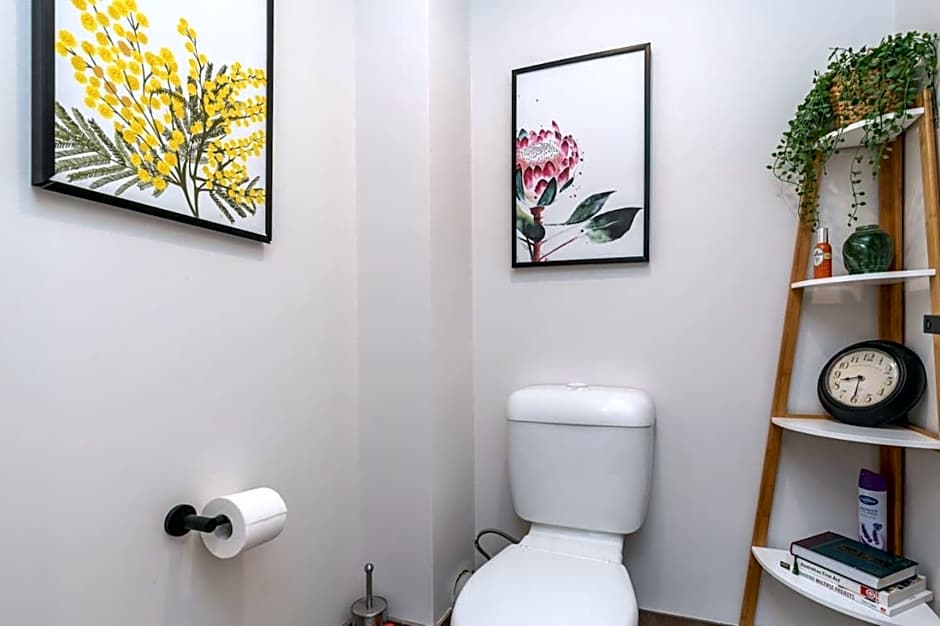 Peaceful 1BR Home near Canberra Hospital - Hosted by CanStay