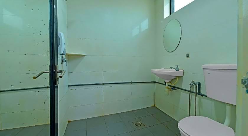 OYO 880 Hotel Purple Town