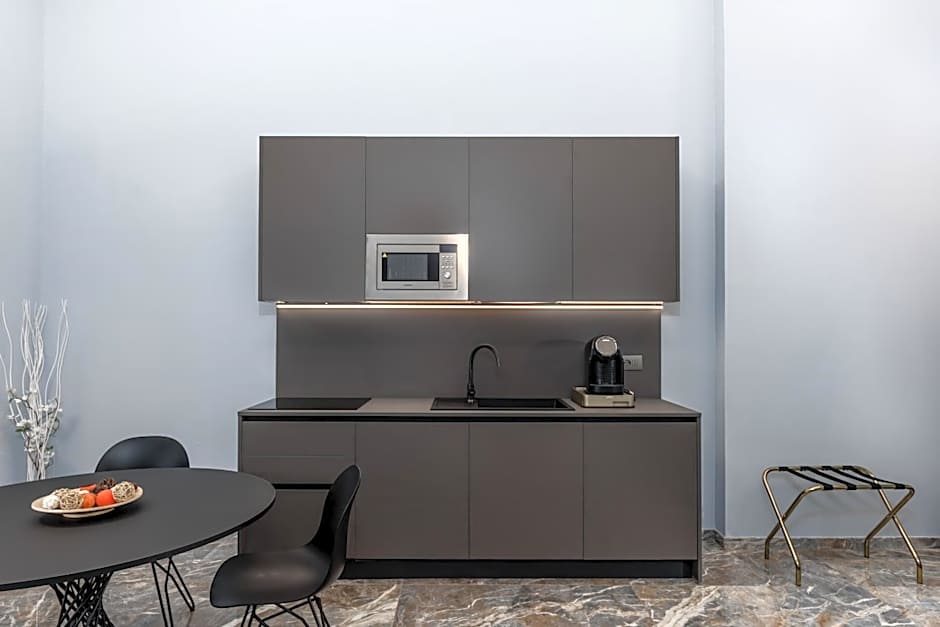 Q71 TIMELESS SUITES