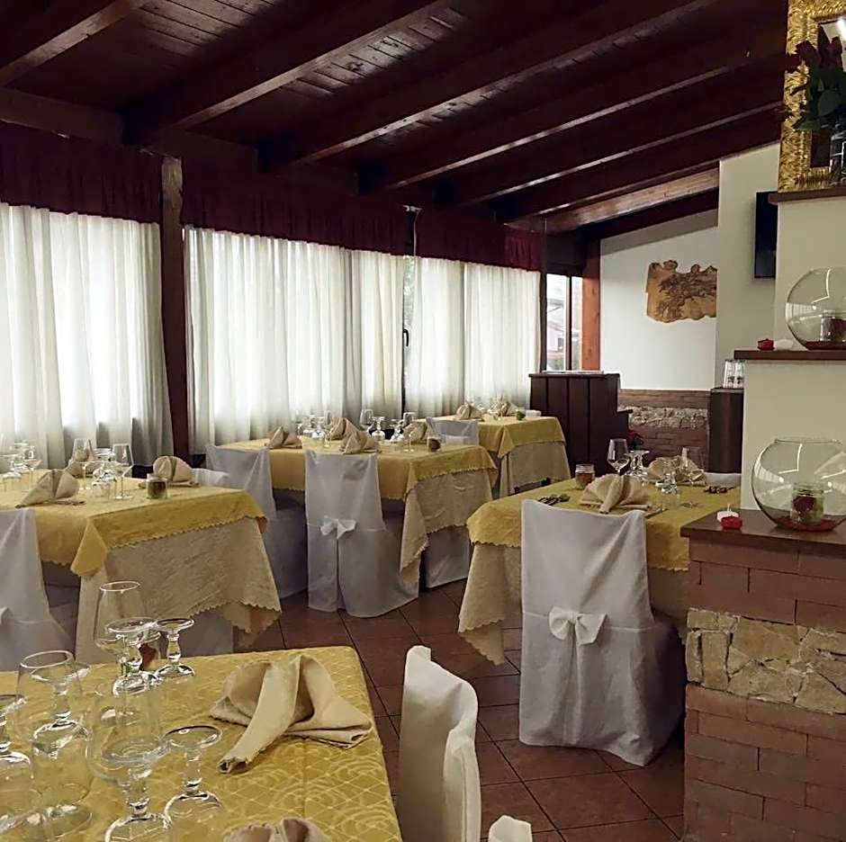 Hotel PINO LORICATO