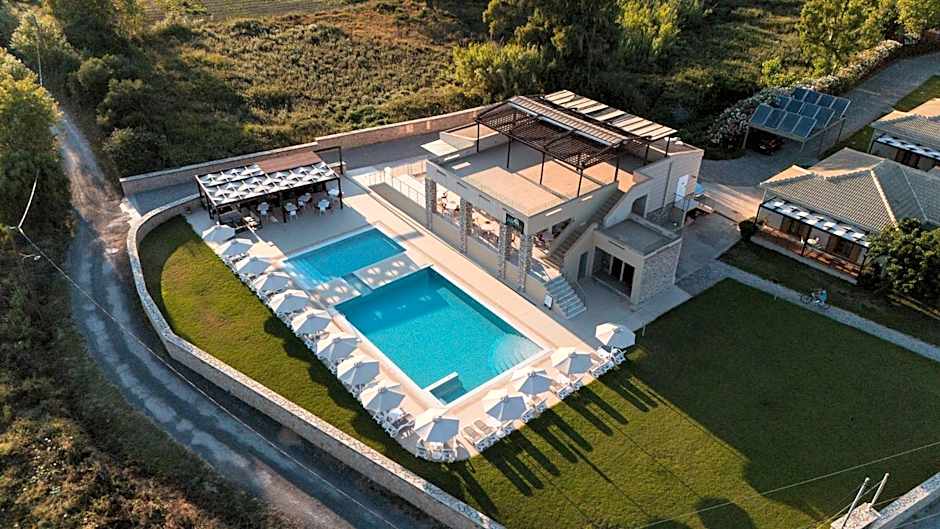 Niriides Luxury Villas