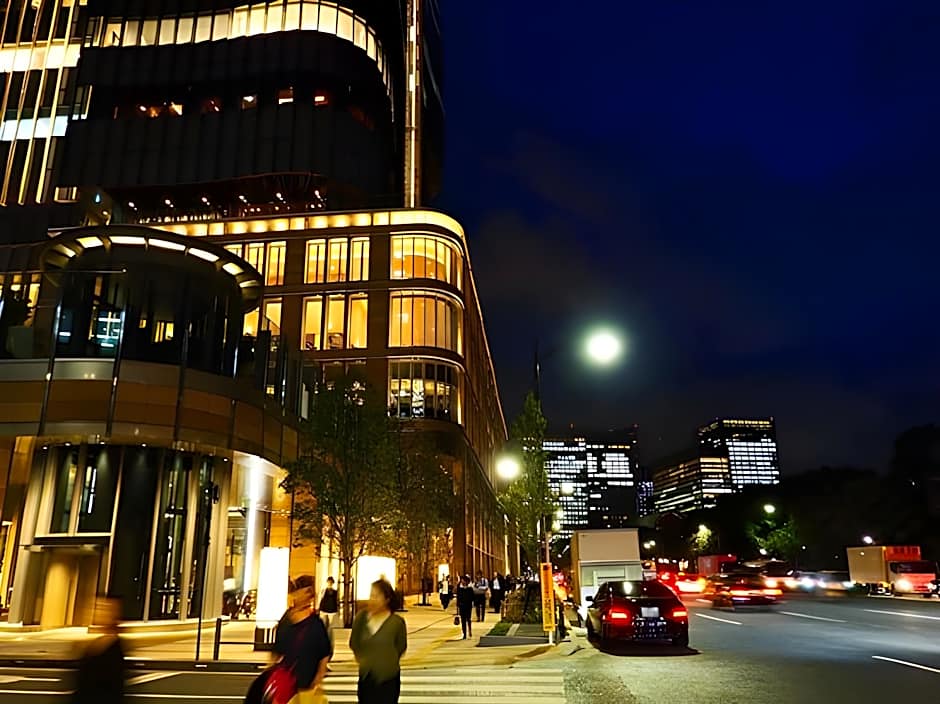The B Akasaka-Mitsuke
