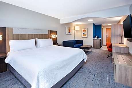 King Suite with Sofa Bed