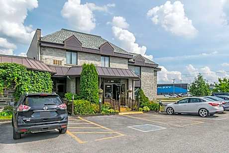 Quality Hotel & Suites