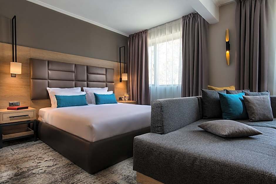 THE STAY Boutique Hotel Central Square - Free Compliments - Free Wi-Fi - TOP LOCATION - Nearby Paid Parking