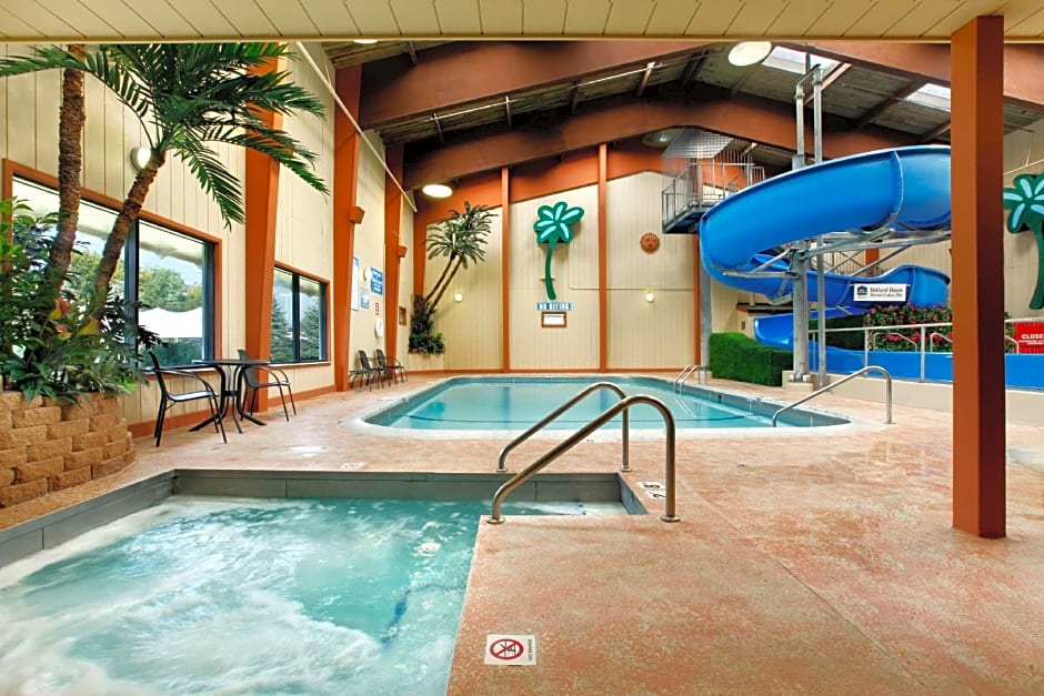 Quality Inn & Suites Detroit Lakes