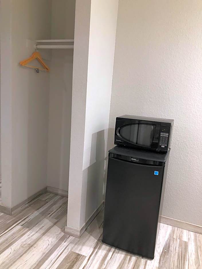 Crystal Inn Downtown