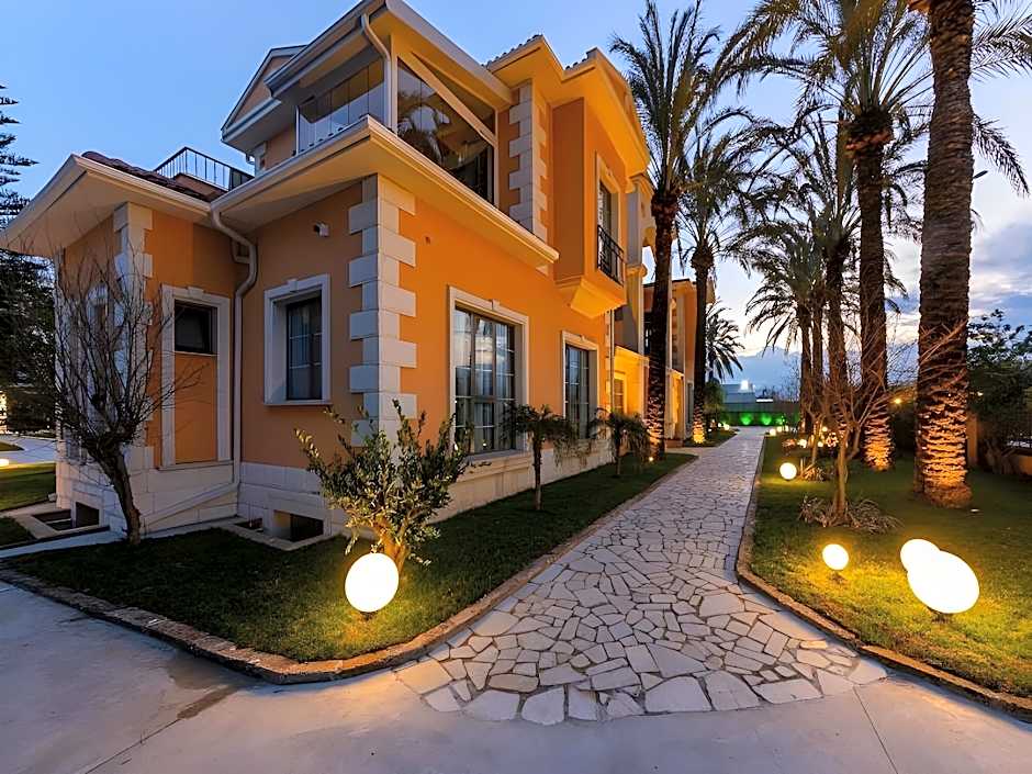 Ema Houses