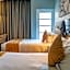 New Ambassador Hotel