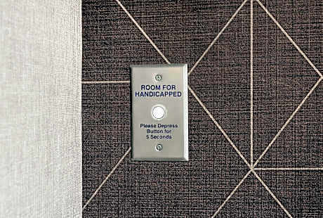 2 Queen Hearing Accessible Suite Non-Smoking